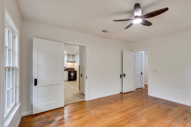617 Wilson Street, Lancaster, TX 75146