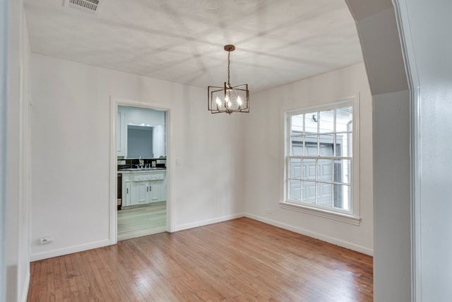617 Wilson Street, Lancaster, TX 75146