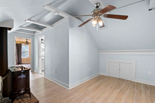21 Cabot 2, Salem, MA 01970