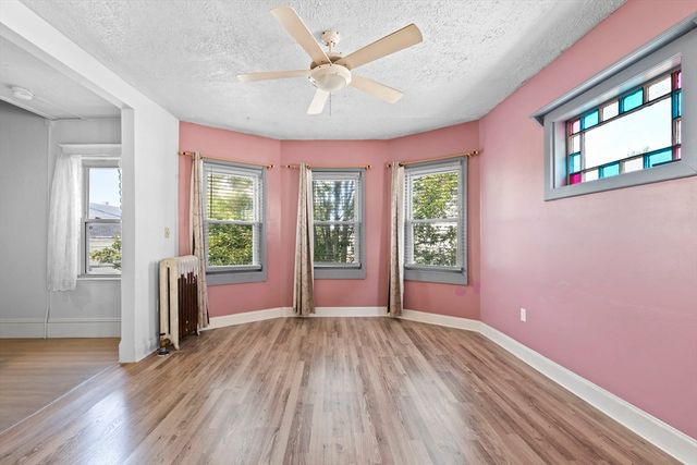 21 Cabot 2, Salem, MA 01970