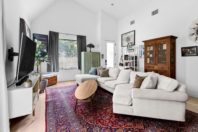 5509 Clay Ave 2, Austin, TX 78756
