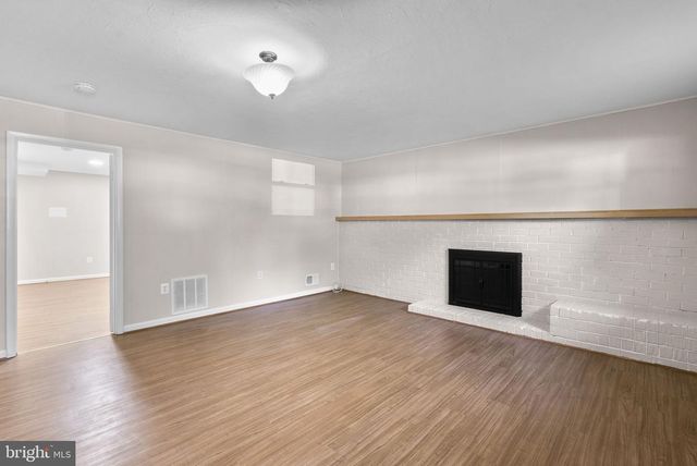 11822 ENID DR, Potomac, MD 20854