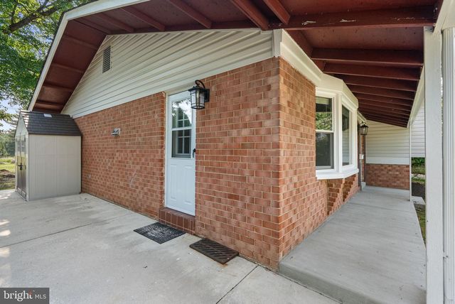 11822 ENID DR, Potomac, MD 20854