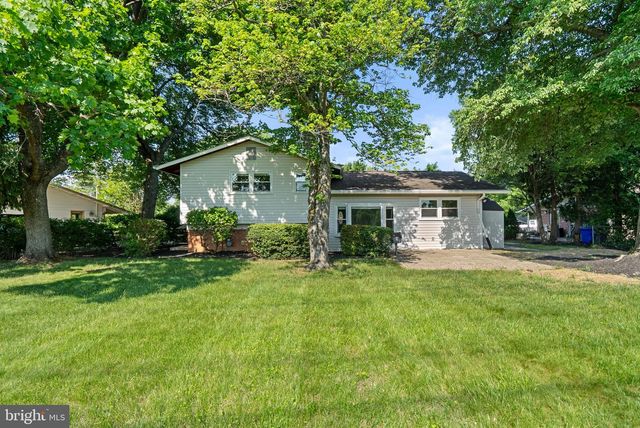11822 ENID DR, Potomac, MD 20854