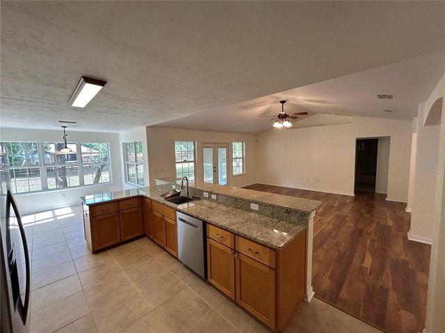 5340 NE COUNTY ROAD 340, High Springs, FL 32643