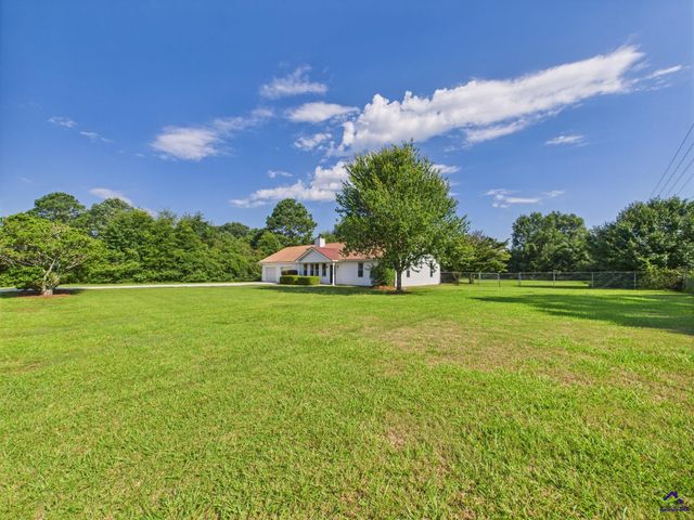 107 Lindsey Drive, Byron, GA 31088