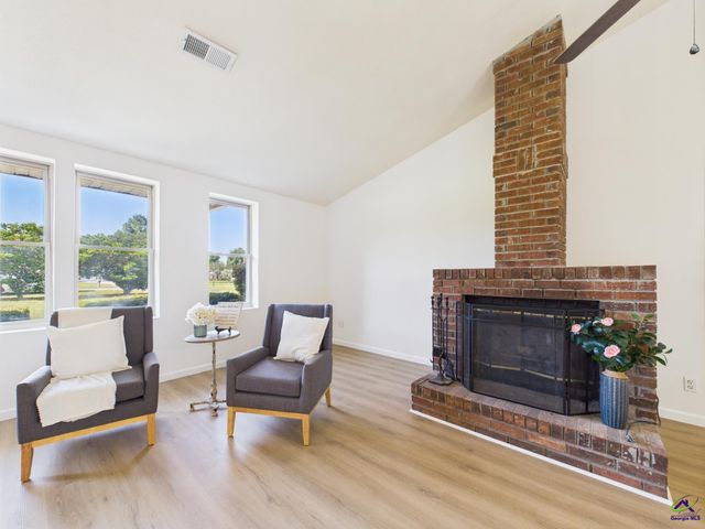 107 Lindsey Drive, Byron, GA 31088