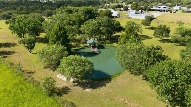 9318 E Creek Bend Drive, Needville, TX 77461