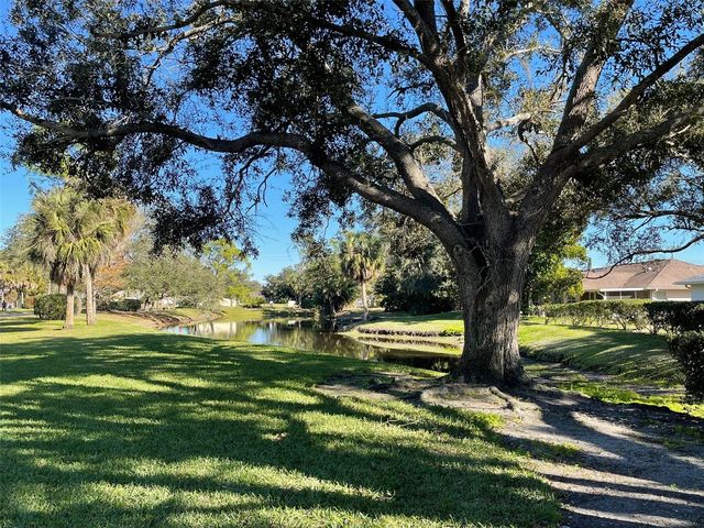 3109 57TH AVENUE CIRCLE E, Bradenton, FL 34203