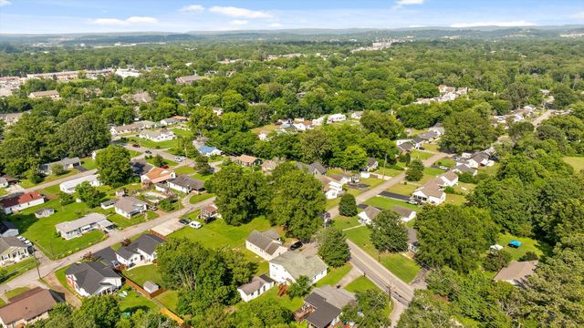 1907 Mcbrien Road, Chattanooga, TN 37412