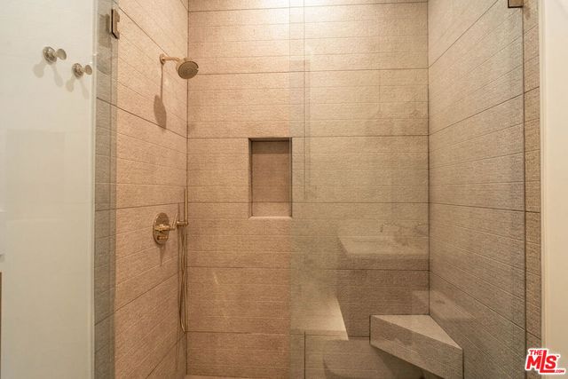 829 N Ogden Drive, Los Angeles, CA 90046