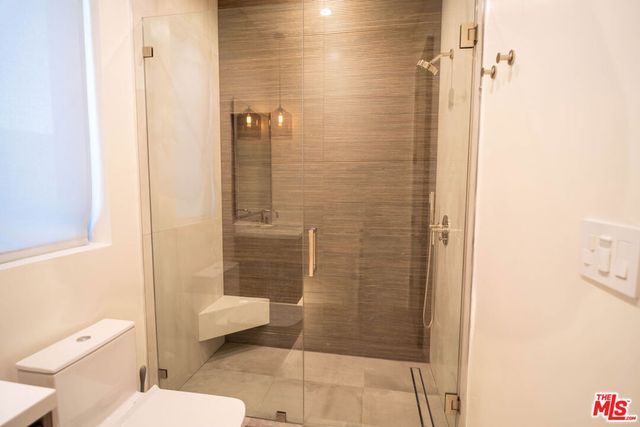 829 N Ogden Drive, Los Angeles, CA 90046