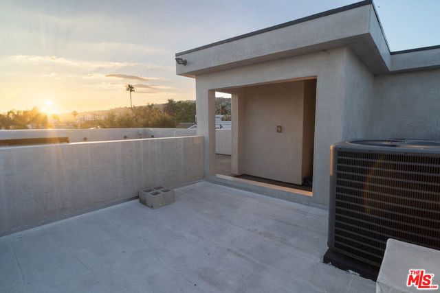 829 N Ogden Drive, Los Angeles, CA 90046