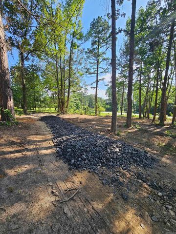 6 Chester Road, Perryville, AR 72126