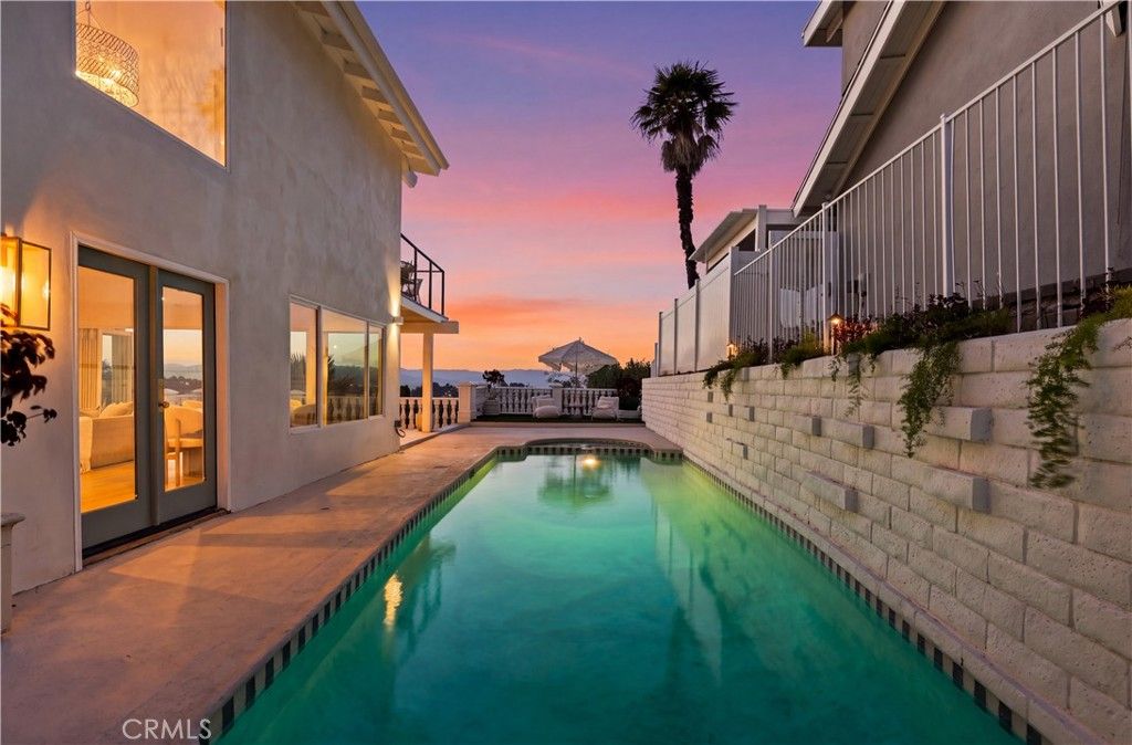 20967 Bandera Street, Woodland Hills, CA 91364 — exterior