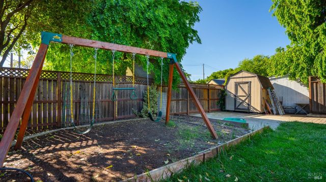 1013 Main St, Suisun City, CA 94585