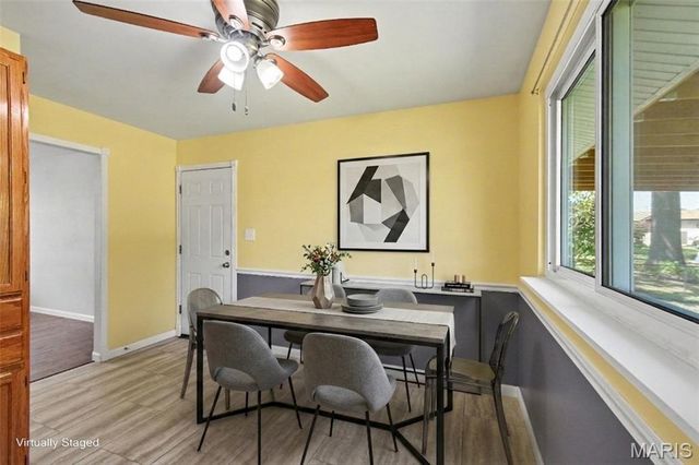 39 Oxbow Road, St Peters, MO 63376