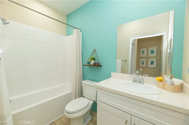 8185 Amerena Way, Fontana, CA 92335