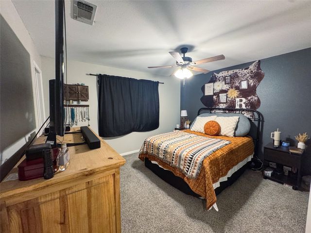 1696 County Road 2954, Alba, TX 75410
