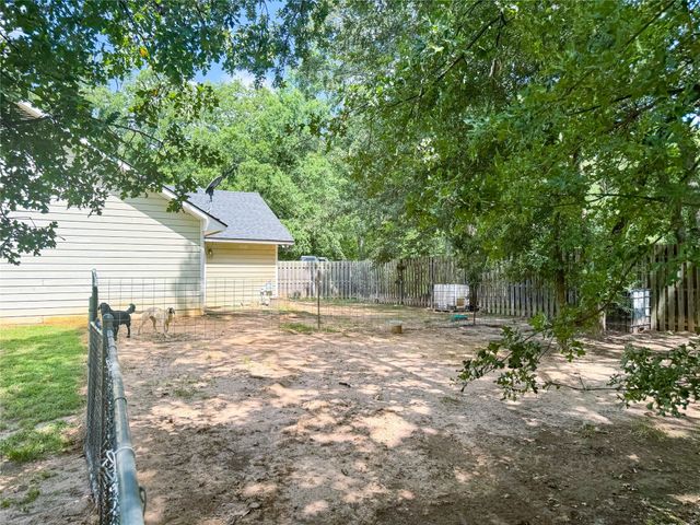 1696 County Road 2954, Alba, TX 75410