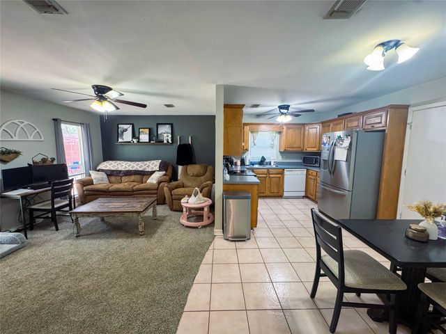 1696 County Road 2954, Alba, TX 75410