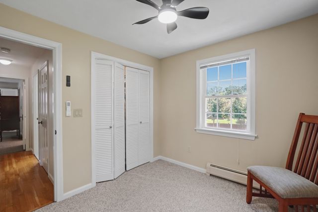 28 Sagewood Cir, Attleboro, MA 02703