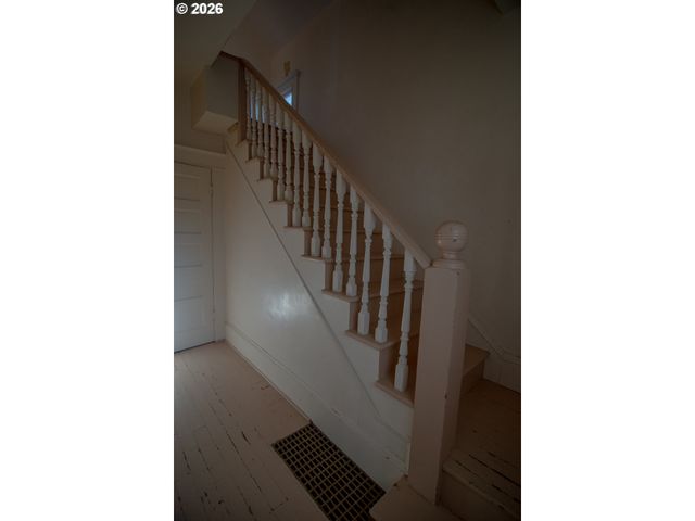 5914 N BURRAGE Ave, Portland, OR 97217