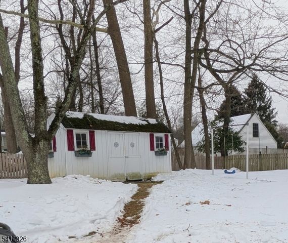 18 White Birch Ter, Caldwell Boro Twp., NJ 07006