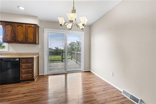 409 W South Street, Spring Hill, KS 66083