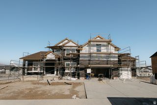 173 E GREYHAWK DR #110, Eagle Mountain, UT 84005