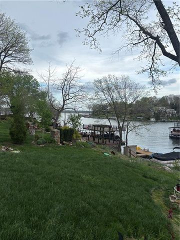 93 R Street, Lake Lotawana, MO 64086