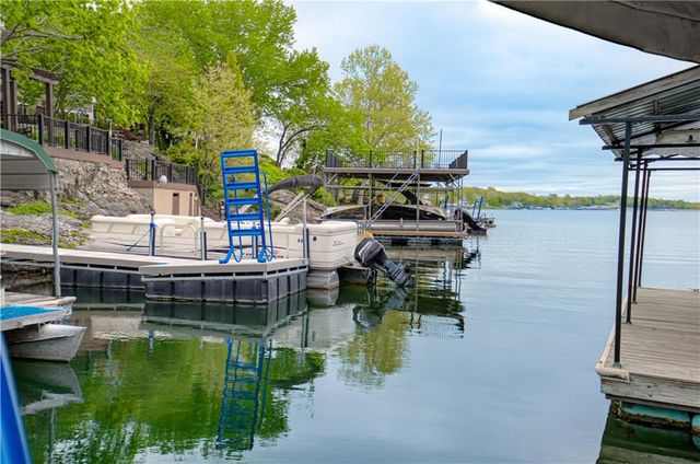 93 R Street, Lake Lotawana, MO 64086