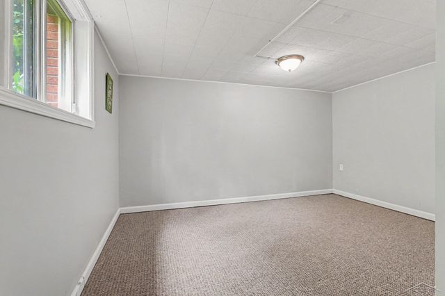 7437 Midland Road, Freeland, MI 48623