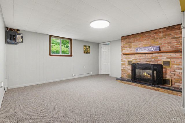 7437 Midland Road, Freeland, MI 48623