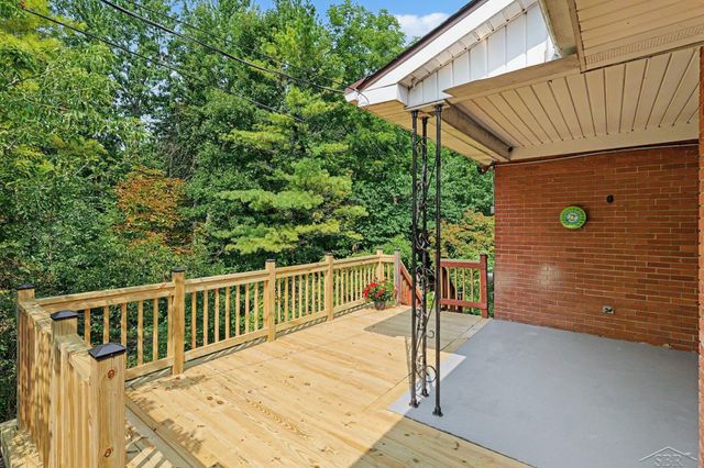 7437 Midland Road, Freeland, MI 48623