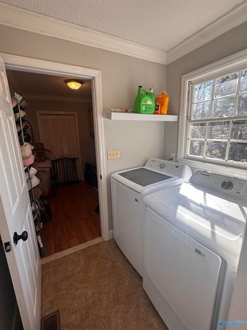 298 Golfview Drive NE, Arab, AL 35016