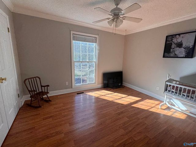 298 Golfview Drive NE, Arab, AL 35016