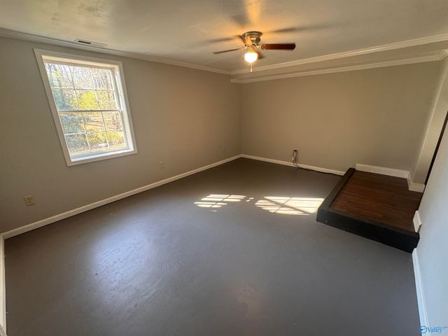 298 Golfview Drive NE, Arab, AL 35016