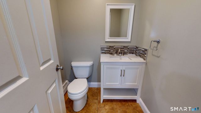 3 Old Acres Road, East Haddam, CT 06469