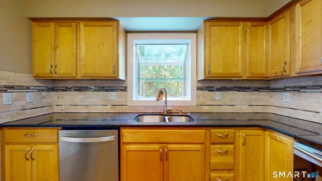 3 Old Acres Road, East Haddam, CT 06469