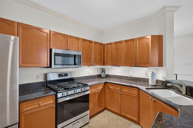 2730 VIA TIVOLI 335A, Clearwater, FL 33764