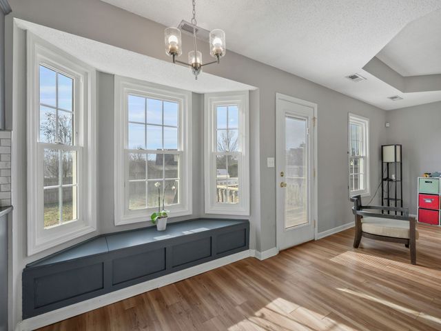 218 Senator Dr, Clarksville, TN 37042