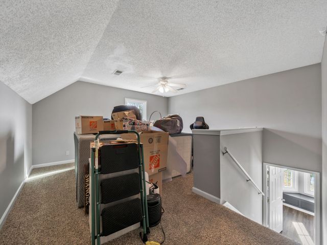 218 Senator Dr, Clarksville, TN 37042