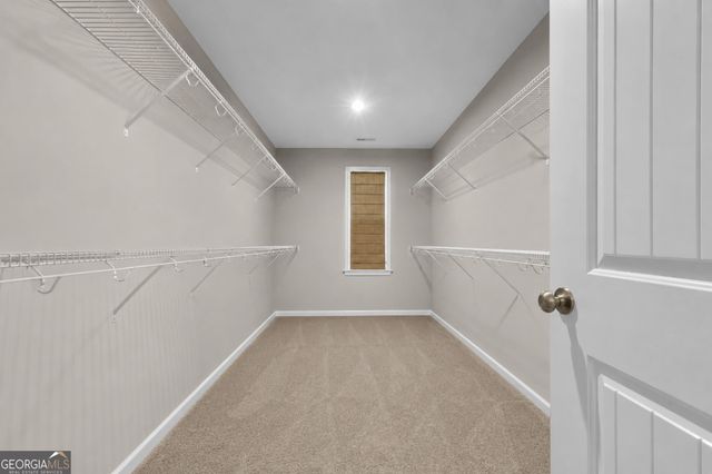 31 Okeechobee Way, Hoschton, GA 30548