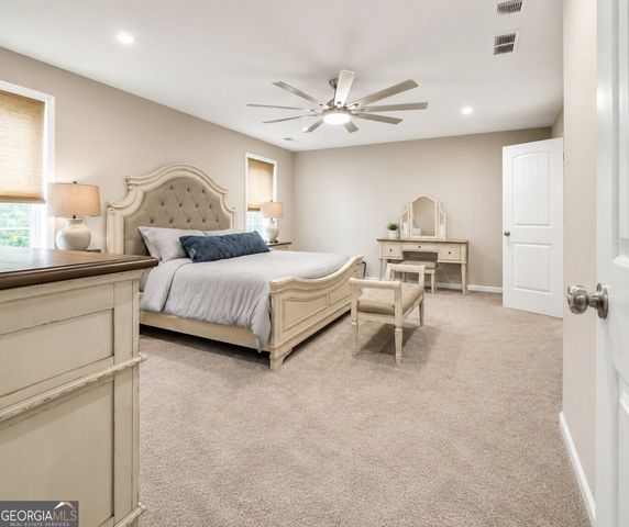 31 Okeechobee Way, Hoschton, GA 30548