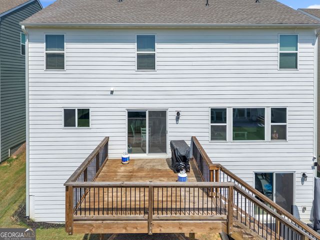 31 Okeechobee Way, Hoschton, GA 30548