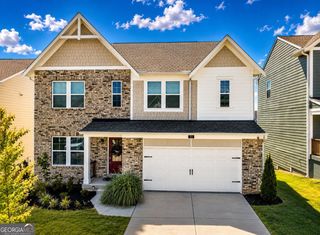 31 Okeechobee Way, Hoschton, GA 30548