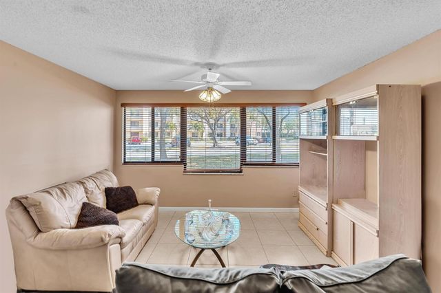 10803 W Clairmont Circle 102, Tamarac, FL 33321