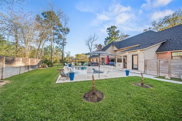 4 Thunderbird Drive, Conroe, TX 77304