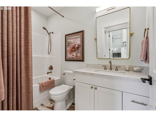 6417 Ne 64TH Rd, Vancouver, WA 98661